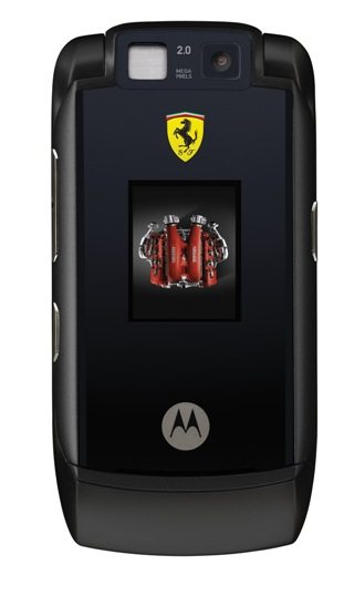 motorolarazrmaxx_2.jpg